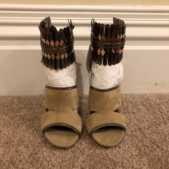 **sold**Brand new Jimmy Choo klara heels - Picture 1 of 7